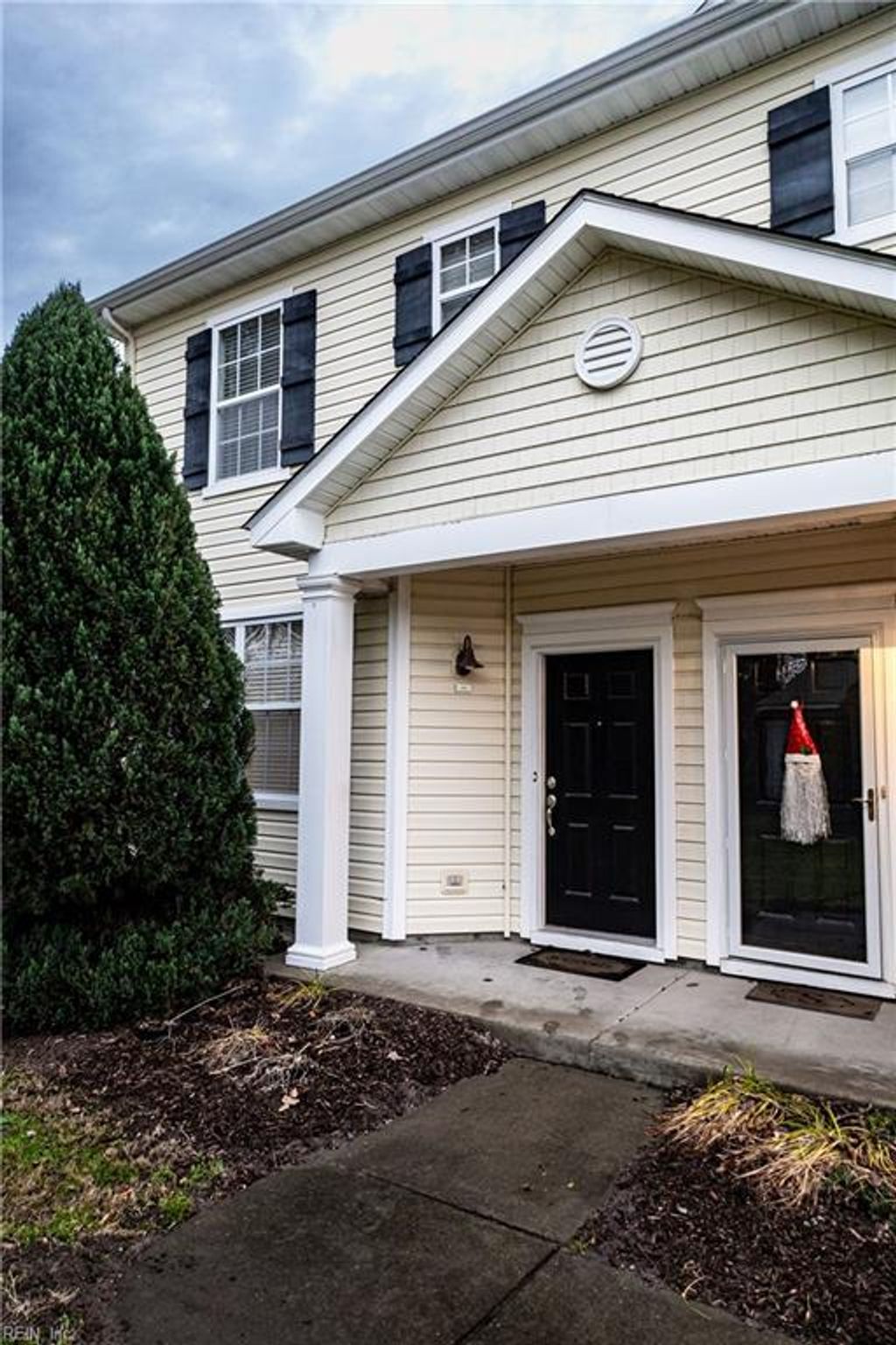 Photo of 1462 Titchfield Drive, Chesapeake, VA 23320 (MLS # 10616604)