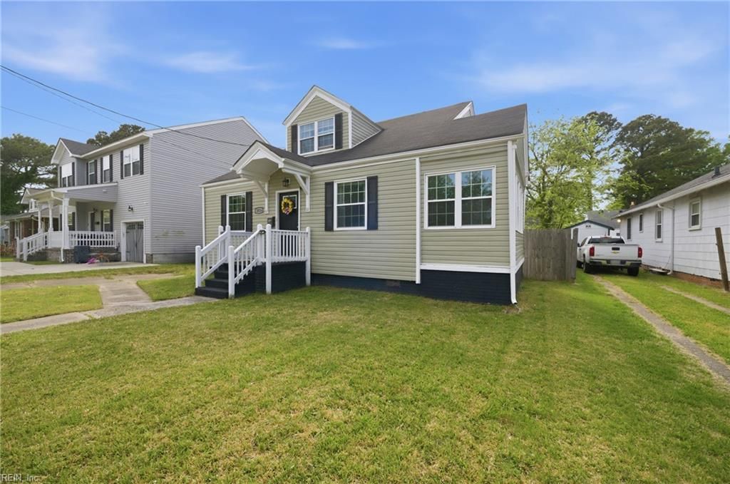 Photo of 2016 Evergreen Place, Portsmouth, VA 23704 (MLS # 10629677)