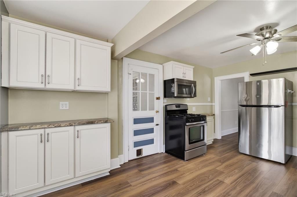 Photo of 17 Shea Street, Portsmouth, VA 23701 (MLS # 10622906)