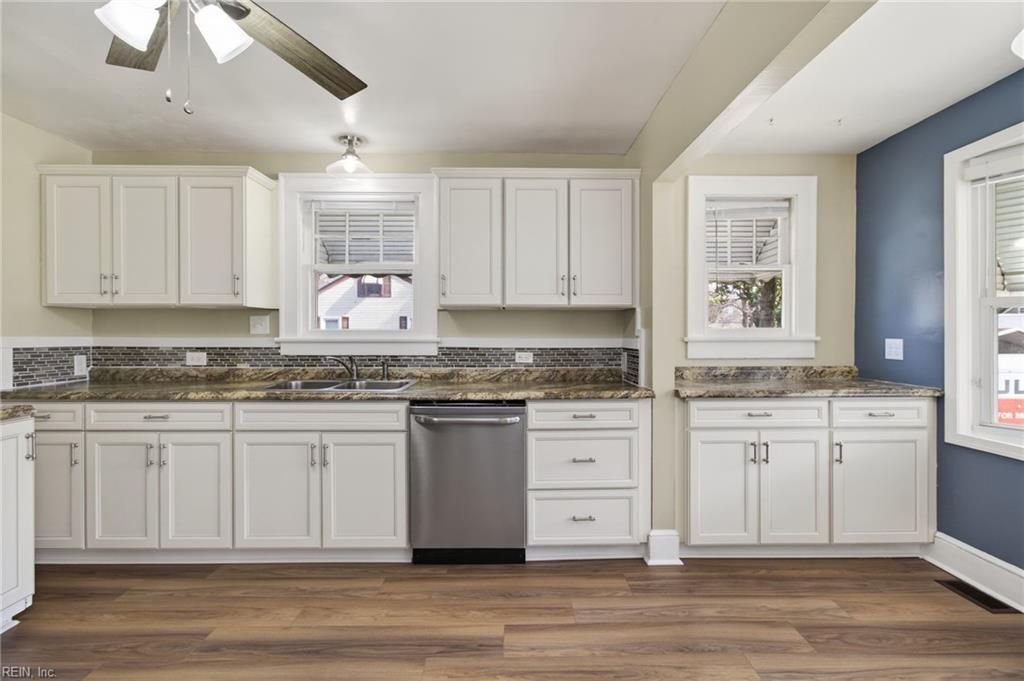 Photo of 17 Shea Street, Portsmouth, VA 23701 (MLS # 10622906)