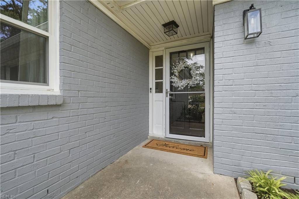 Photo of 813 Aqueduct Court, Virginia Beach, VA 23464 (MLS # 10632502)