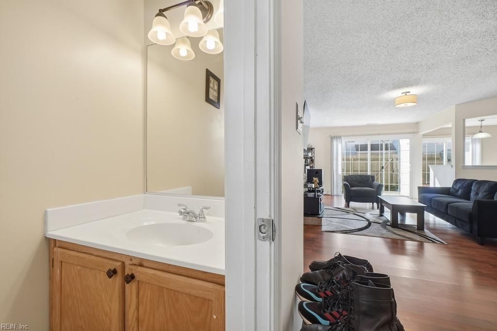 Photo of 5217 Heathglen Circle, Virginia Beach, VA 23456 (MLS # 10608470)