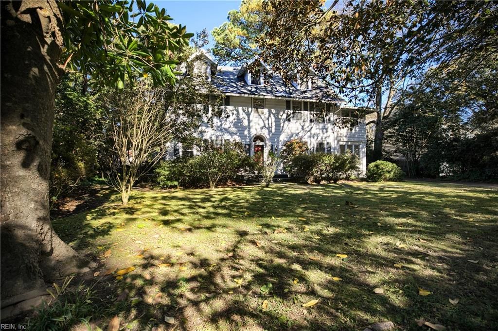 Photo of 7423 Chipping Road, Norfolk, VA 23505 (MLS # 10620778)