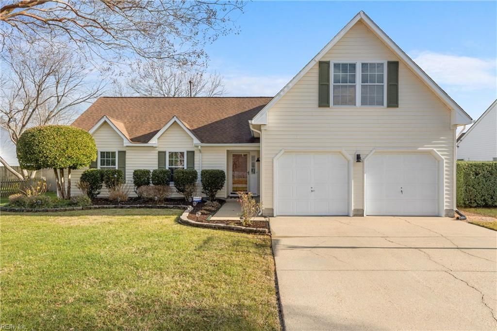 Photo of 2048 Falling Sun Lane, Virginia Beach, VA 23454 (MLS # 10612308)
