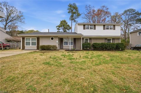 Photo of 120 Gwynn Circle, Newport News, VA 23602 (MLS # 10625757)