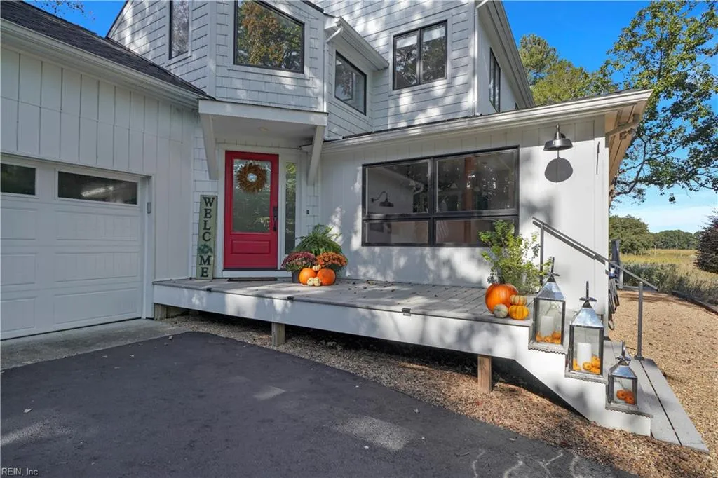 Suffolk, Virginia 23433, United States, 5 Bedrooms Bedrooms, ,3 BathroomsBathrooms,Residential,Active,24717