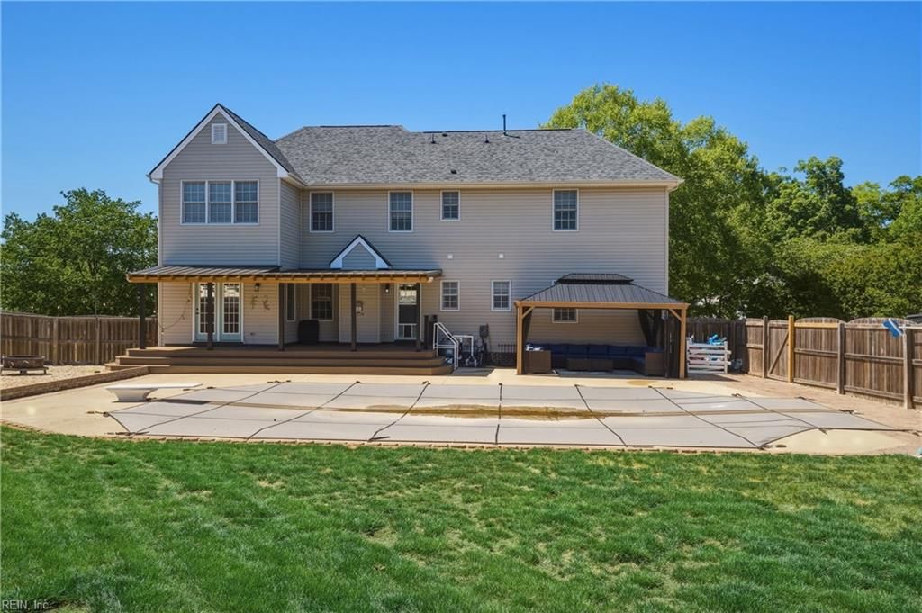 Photo of 200 Keswick Place, Smithfield, VA 23430 (MLS # 10633769)