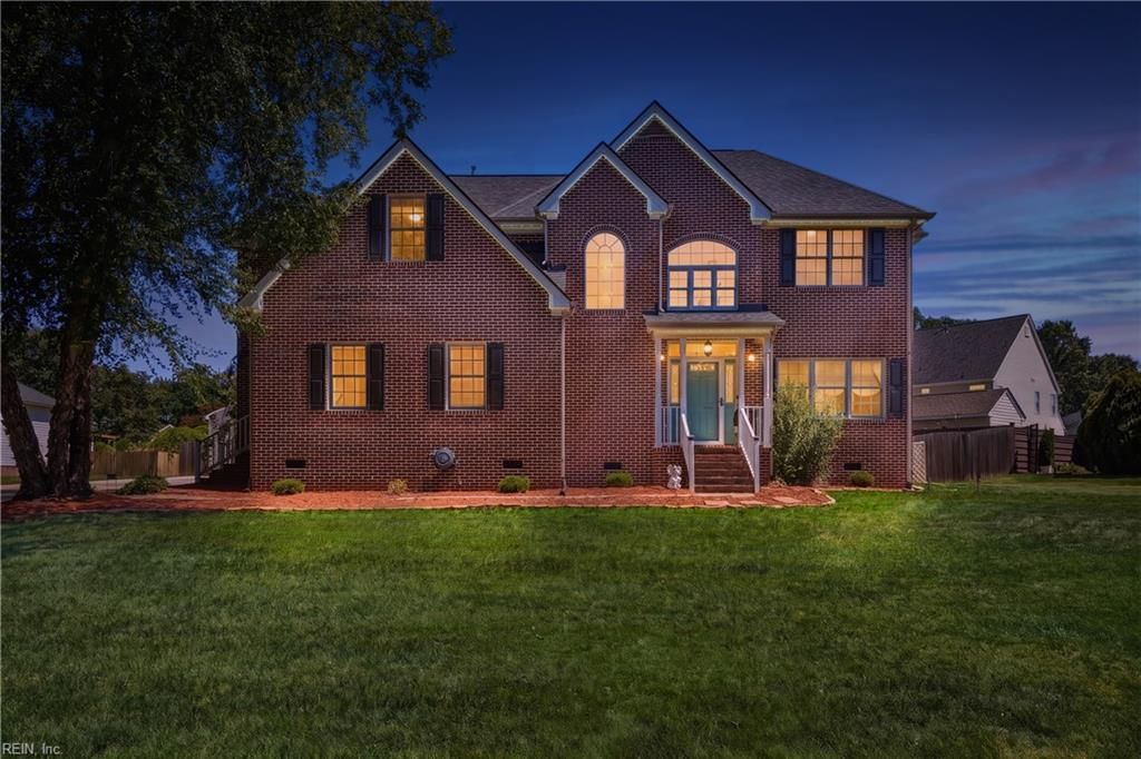 Photo of 200 Keswick Place, Smithfield, VA 23430 (MLS # 10633769)