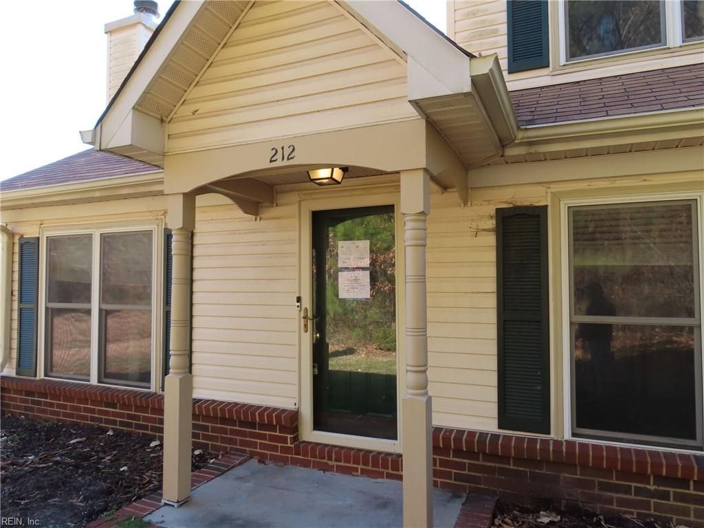 Photo of 212 Burman Woods Drive, Hampton, VA 23666 (MLS # 10620416)