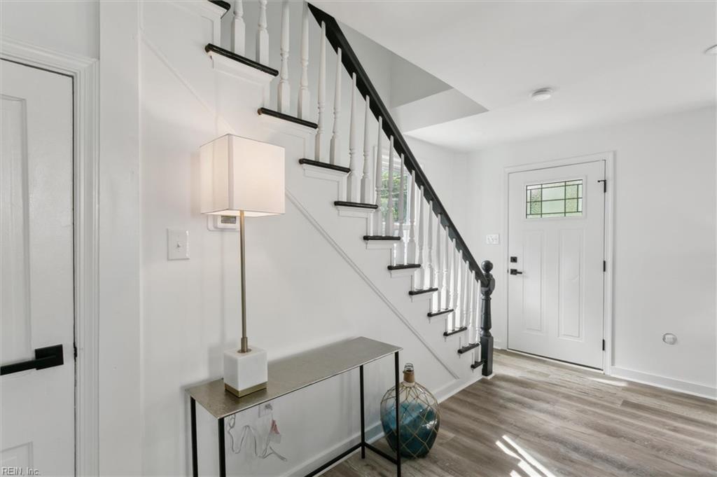 16 Lodge RD