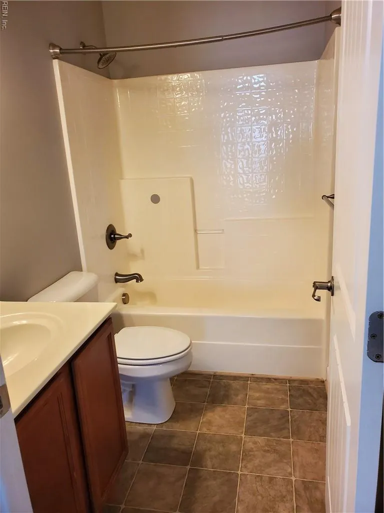 Chesapeake, Virginia 23323, United States, 4 Bedrooms Bedrooms, ,3 BathroomsBathrooms,Residential,Active,233181