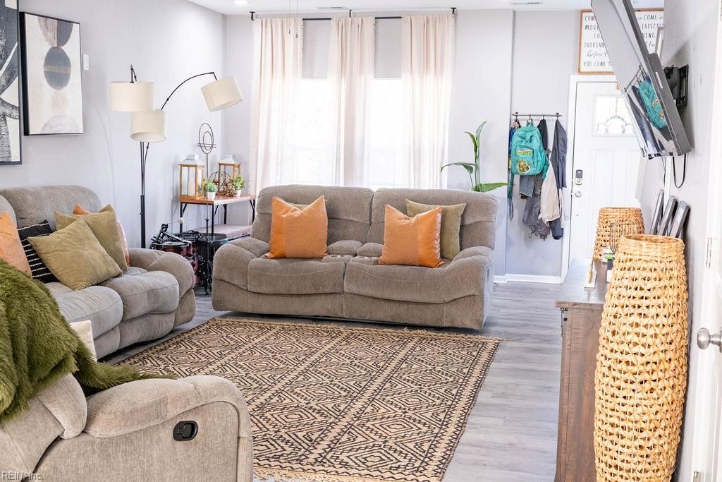 Photo of 1807 Chestnut St St, Portsmouth, VA 23704 (MLS # 10629435)