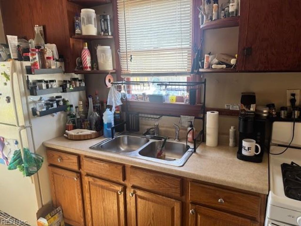 Photo of 614 Briarfield Road, Newport News, VA 23605 (MLS # 10614807)