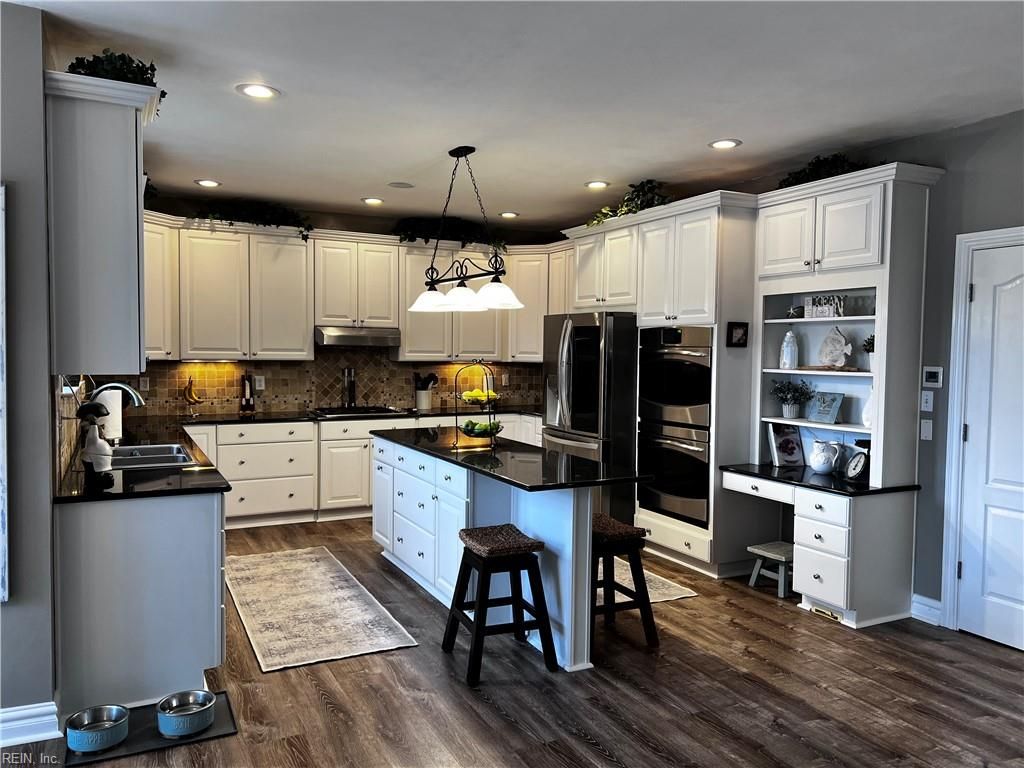 Photo of 2337 Santa Fe Drive, Virginia Beach, VA 23456 (MLS # 10596626)