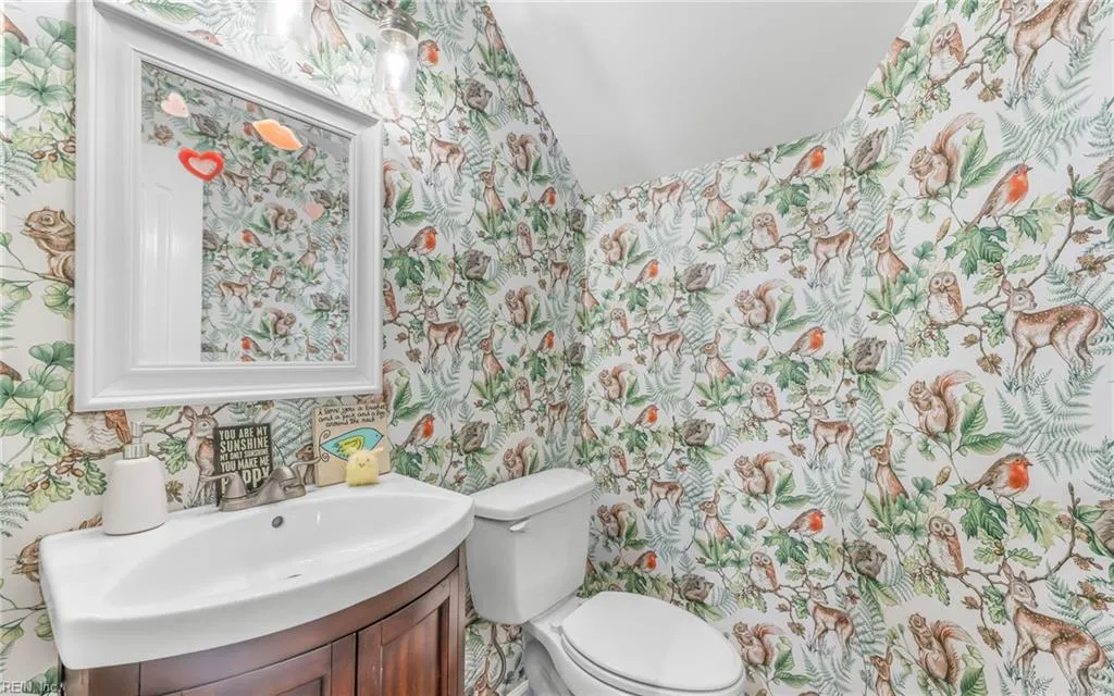 Virginia Beach, Virginia 23462, United States, 2 Bedrooms Bedrooms, ,3 BathroomsBathrooms,Residential,Pending,217056