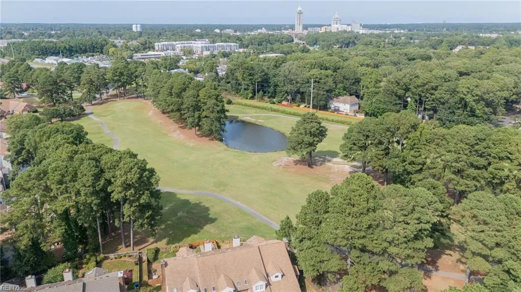 Virginia Beach, Virginia 23462, United States, 2 Bedrooms Bedrooms, ,3 BathroomsBathrooms,Residential,Pending,217056