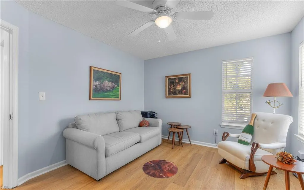 Virginia Beach, Virginia 23462, United States, 2 Bedrooms Bedrooms, ,3 BathroomsBathrooms,Residential,Pending,217056