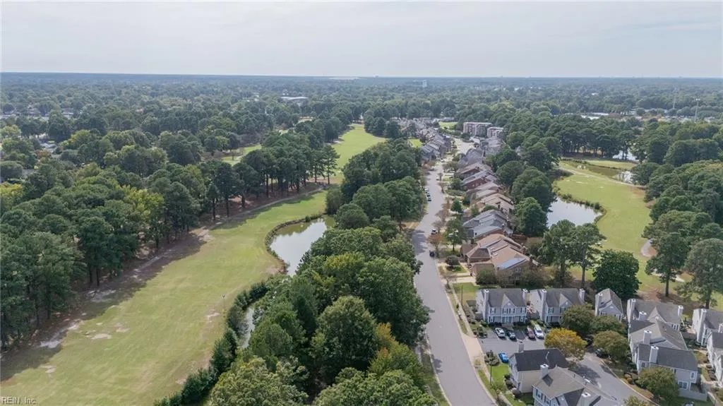 Virginia Beach, Virginia 23462, United States, 2 Bedrooms Bedrooms, ,3 BathroomsBathrooms,Residential,Pending,217056