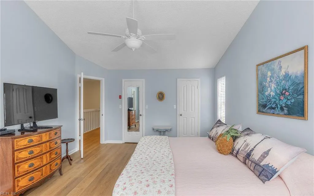 Virginia Beach, Virginia 23462, United States, 2 Bedrooms Bedrooms, ,3 BathroomsBathrooms,Residential,Pending,217056