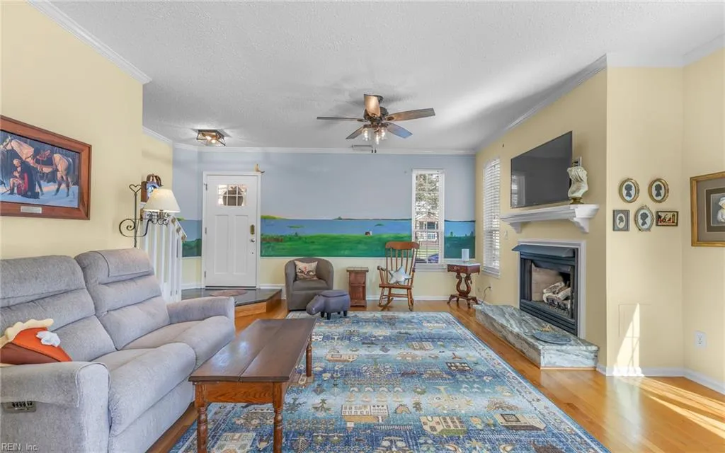 Virginia Beach, Virginia 23462, United States, 2 Bedrooms Bedrooms, ,3 BathroomsBathrooms,Residential,Pending,217056