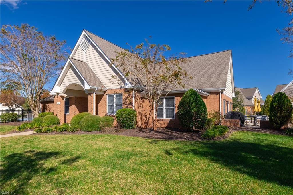 Photo of 205 Oxford Avenue #39-2, Smithfield, VA 23430 (MLS # 10624392)