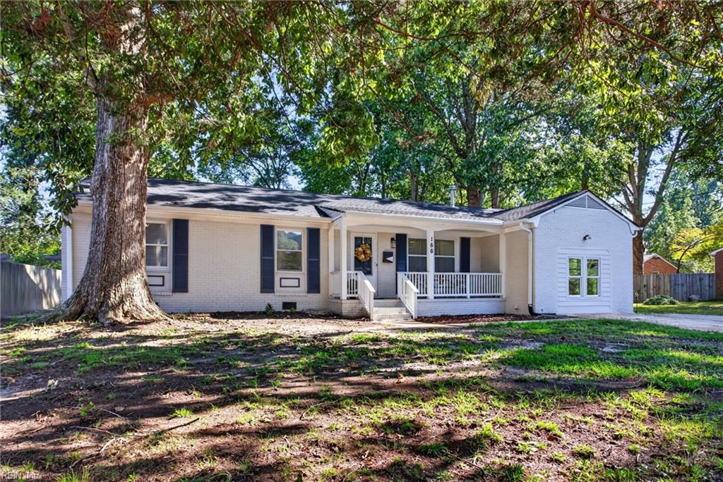 Photo of 166 Beechmont Drive, Newport News, VA 23608 (MLS # 10655334)