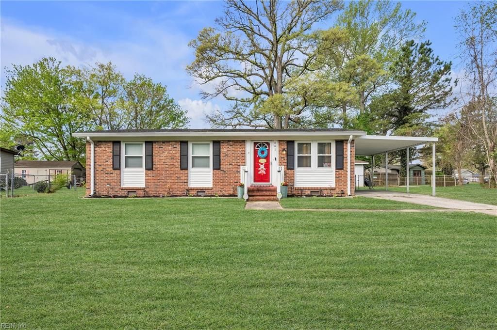 Photo of 601 Kinsey Lane Lane, Suffolk, VA 23434 (MLS # 10628447)