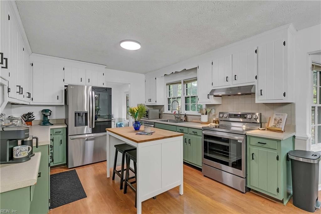 Photo of 1 Smith Street, Poquoson, VA 23662 (MLS # 10624755)