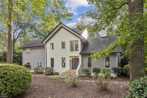 812 Coverdale LN Virginia Beach VA 23452