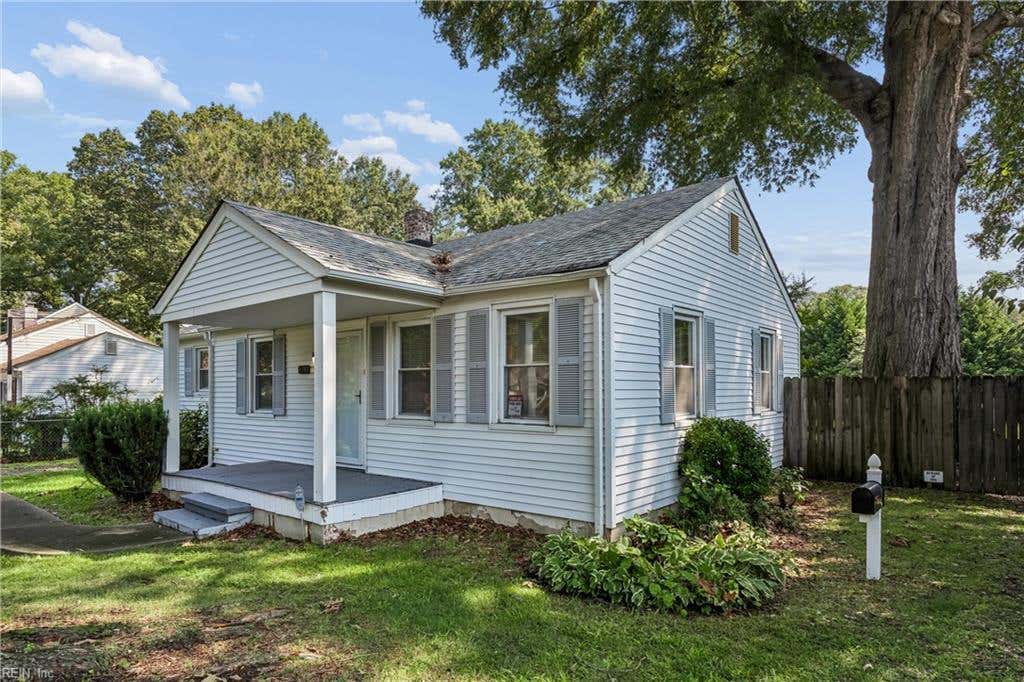 Photo of 5930 Andrew Place, Newport News, VA 23605 (MLS # 10647682)
