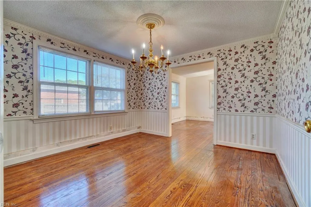 Norfolk, Virginia 23518, United States, 4 Bedrooms Bedrooms, ,3 BathroomsBathrooms,Residential,Active,229829