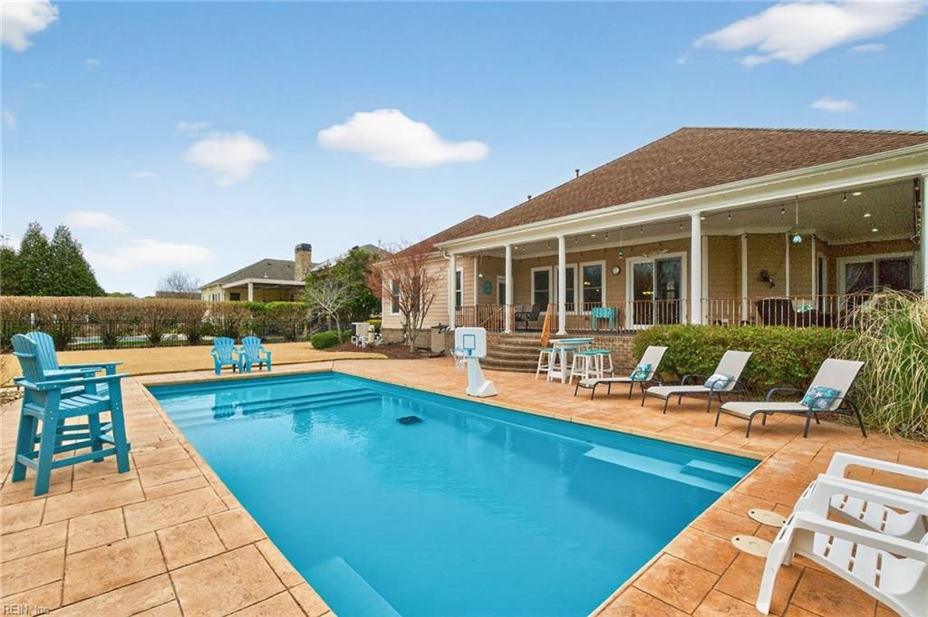 Photo of 2009 Kittridge Dr Dr, Virginia Beach, VA 23456 (MLS # 10616603)