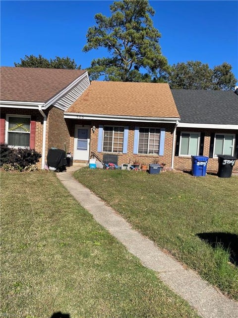 Photo of 508 Lanier Crescent, Portsmouth, VA 23707 (MLS # 10659131)