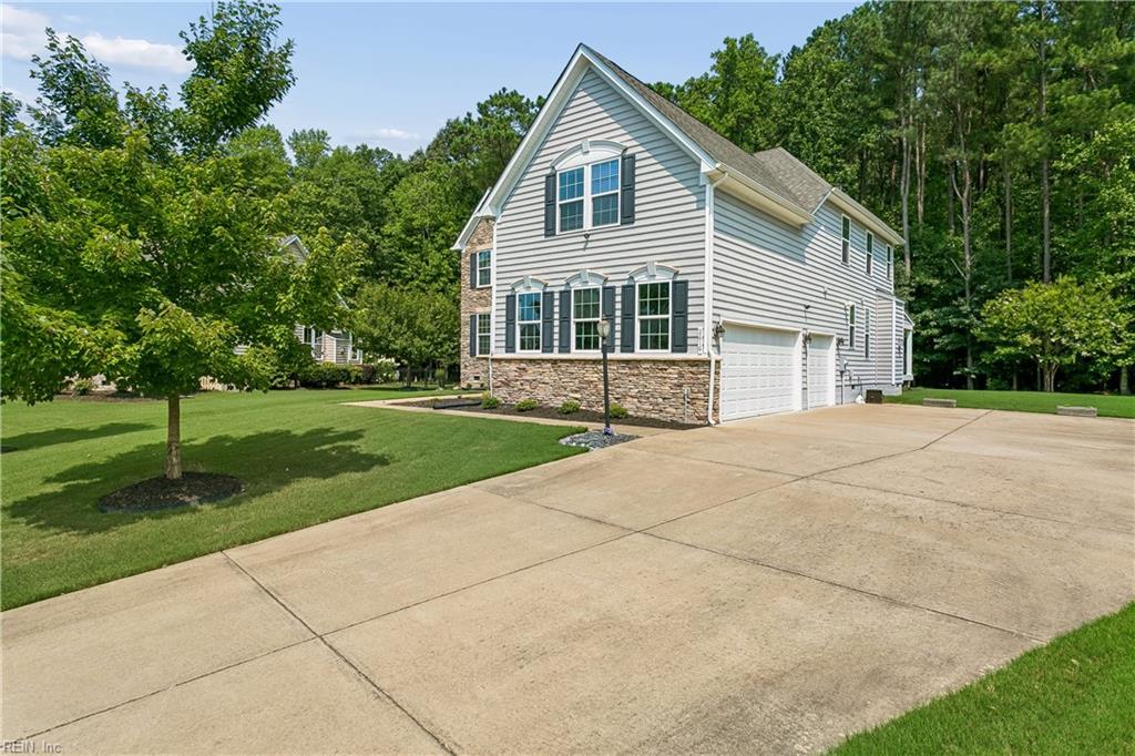 Photo of 2616 Brownstone Circle, Williamsburg, VA 23185 (MLS # 10647314)