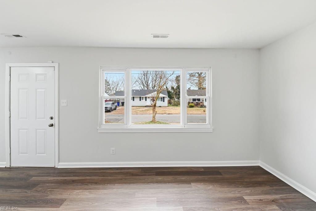 Photo of 5364 Hanyen Drive, Norfolk, VA 23502 (MLS # 10619247)