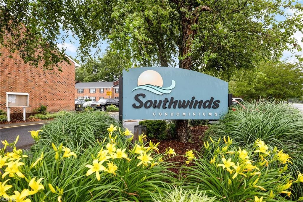 Photo of 1025 Barclay Square, Virginia Beach, VA 23451 (MLS # 10607661)