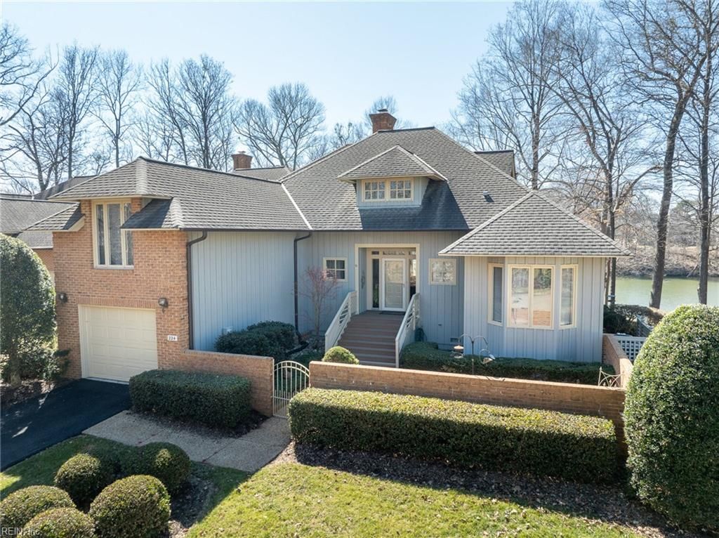 Photo of 224 Warehams Point, Williamsburg, VA 23185 (MLS # 10624068)