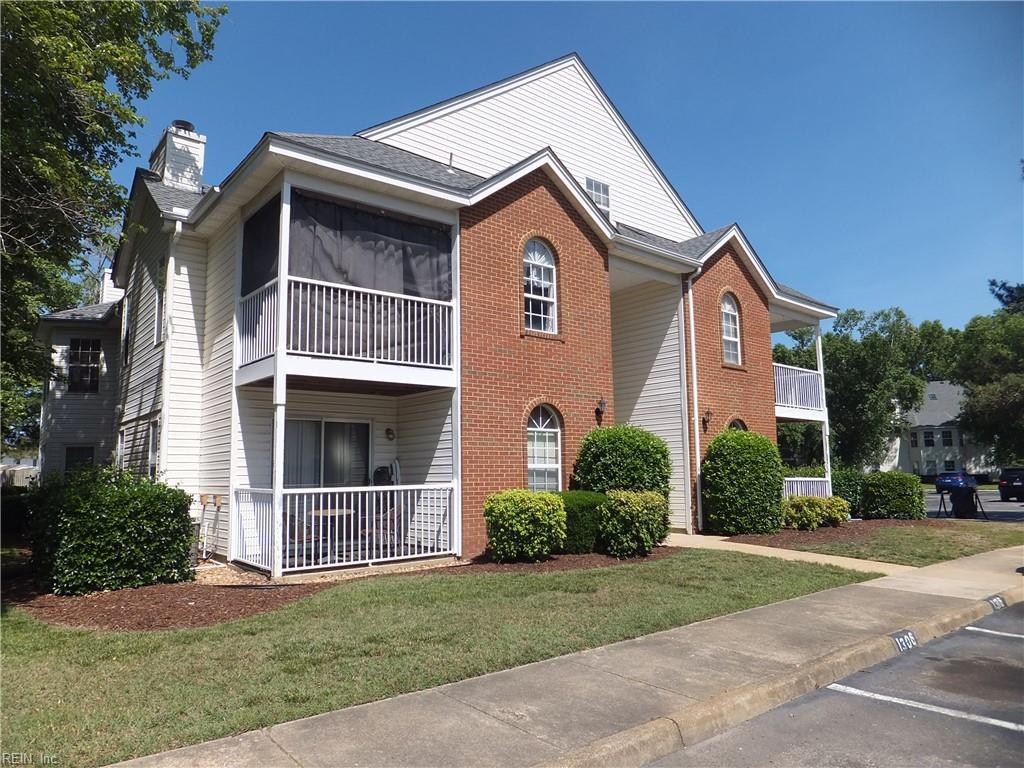 Photo of 4312 Briarbush Lane, Virginia Beach, VA 23453 (MLS # 10637665)