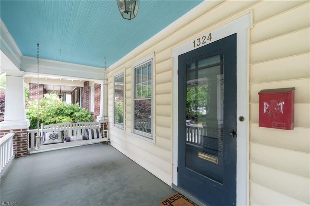 Photo of 1324 Graydon Avenue, Norfolk, VA 23507 (MLS # 10607767)