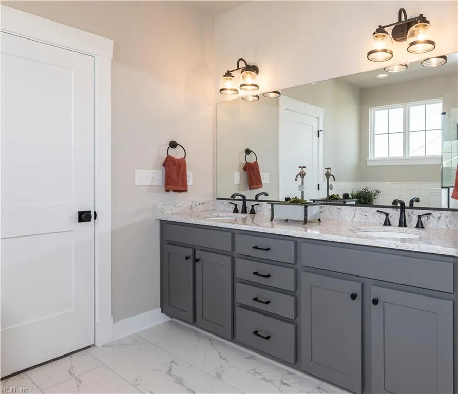 Suffolk, Virginia 23434, United States, 4 Bedrooms Bedrooms, ,4 BathroomsBathrooms,Residential,Active,17210