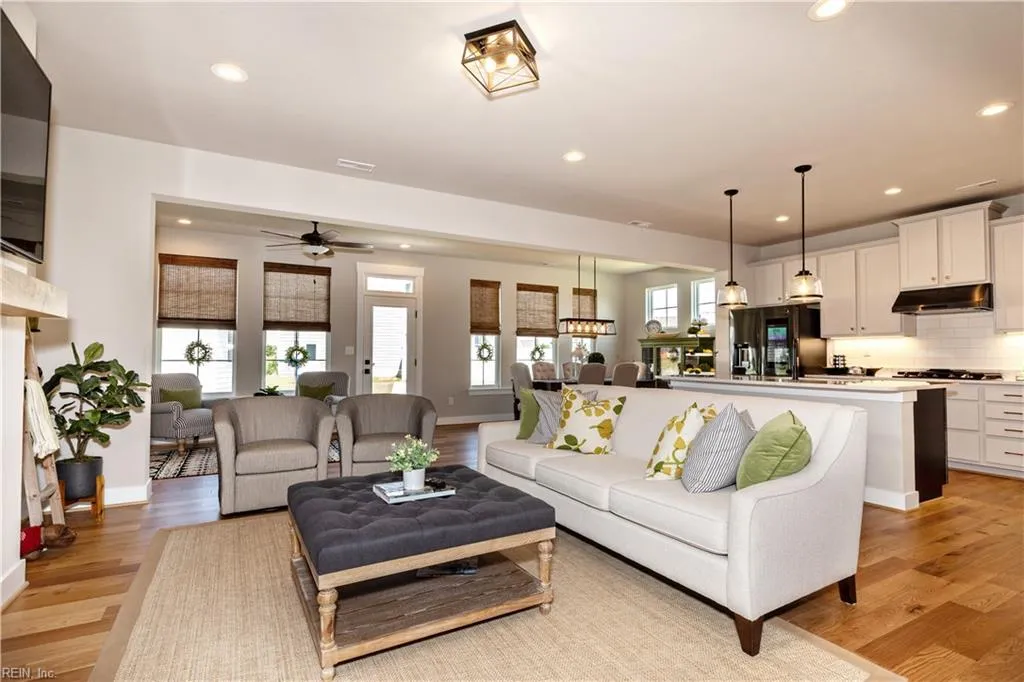 Suffolk, Virginia 23434, United States, 4 Bedrooms Bedrooms, ,4 BathroomsBathrooms,Residential,Active,17210