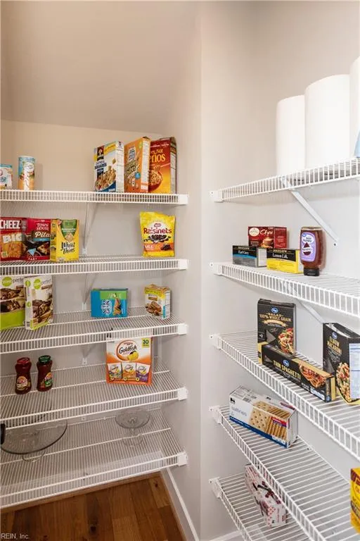 Suffolk, Virginia 23434, United States, 4 Bedrooms Bedrooms, ,4 BathroomsBathrooms,Residential,Active,17210