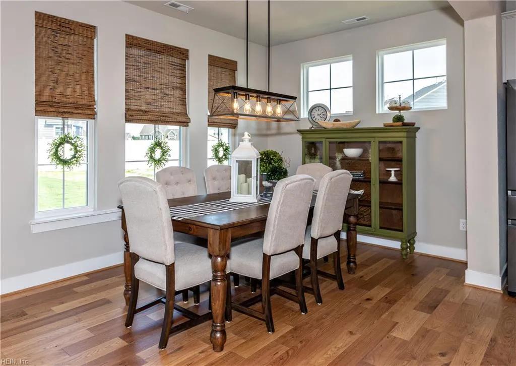 Suffolk, Virginia 23434, United States, 4 Bedrooms Bedrooms, ,4 BathroomsBathrooms,Residential,Active,17210