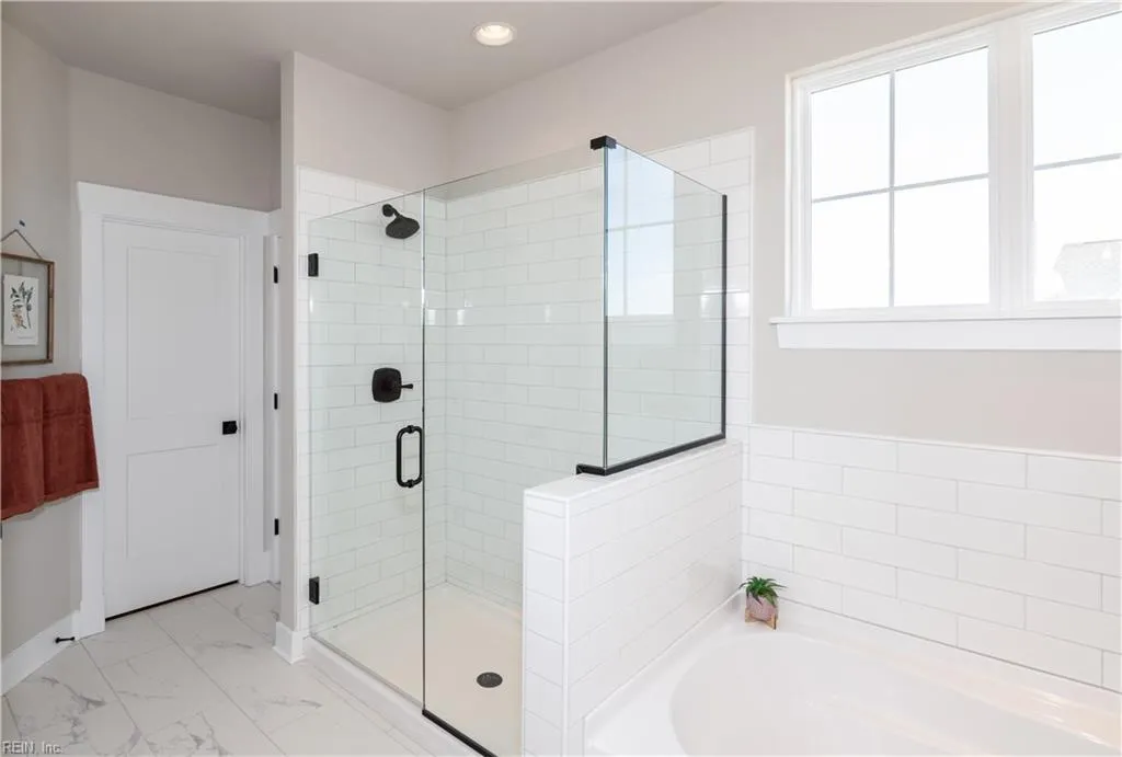 Suffolk, Virginia 23434, United States, 4 Bedrooms Bedrooms, ,4 BathroomsBathrooms,Residential,Active,17210