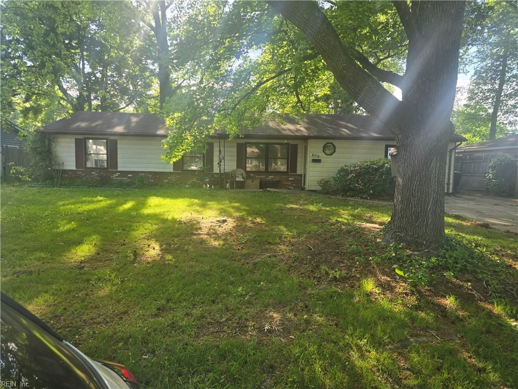 Photo of 409 Garrison Place, Virginia Beach, VA 23452 (MLS # 10630744)