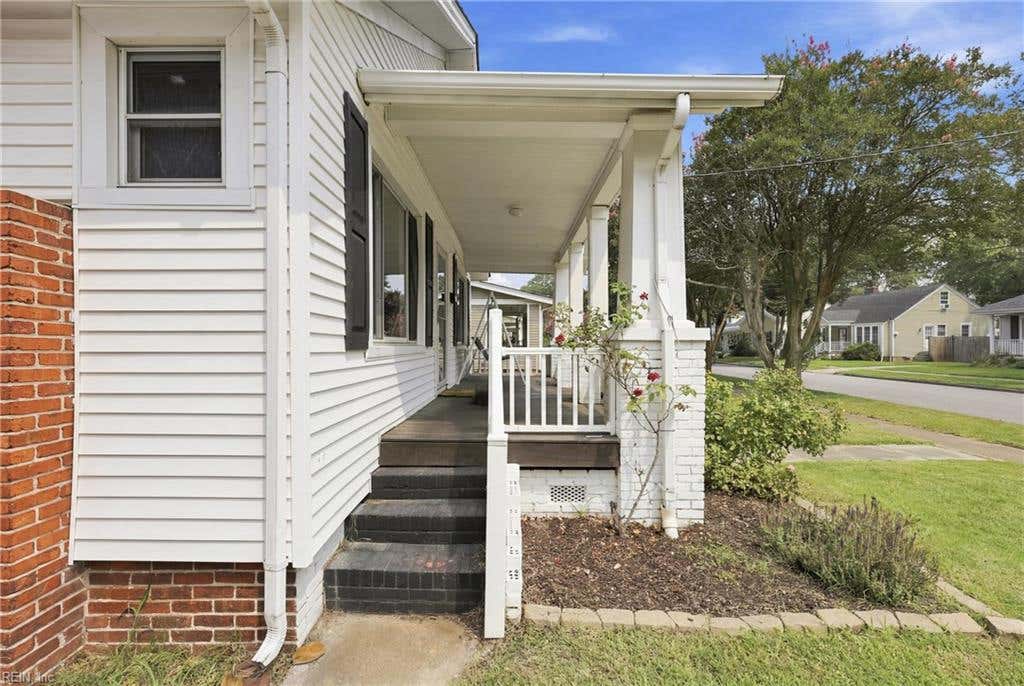Photo of 3622 Radford Street, Norfolk, VA 23513 (MLS # 10648027)