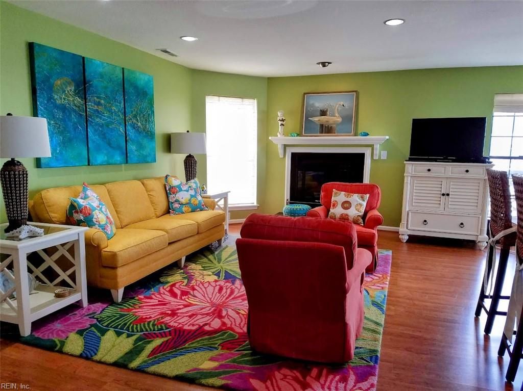 Photo of 417 Harbour Point #202, Virginia Beach, VA 23451 (MLS # 10619399)