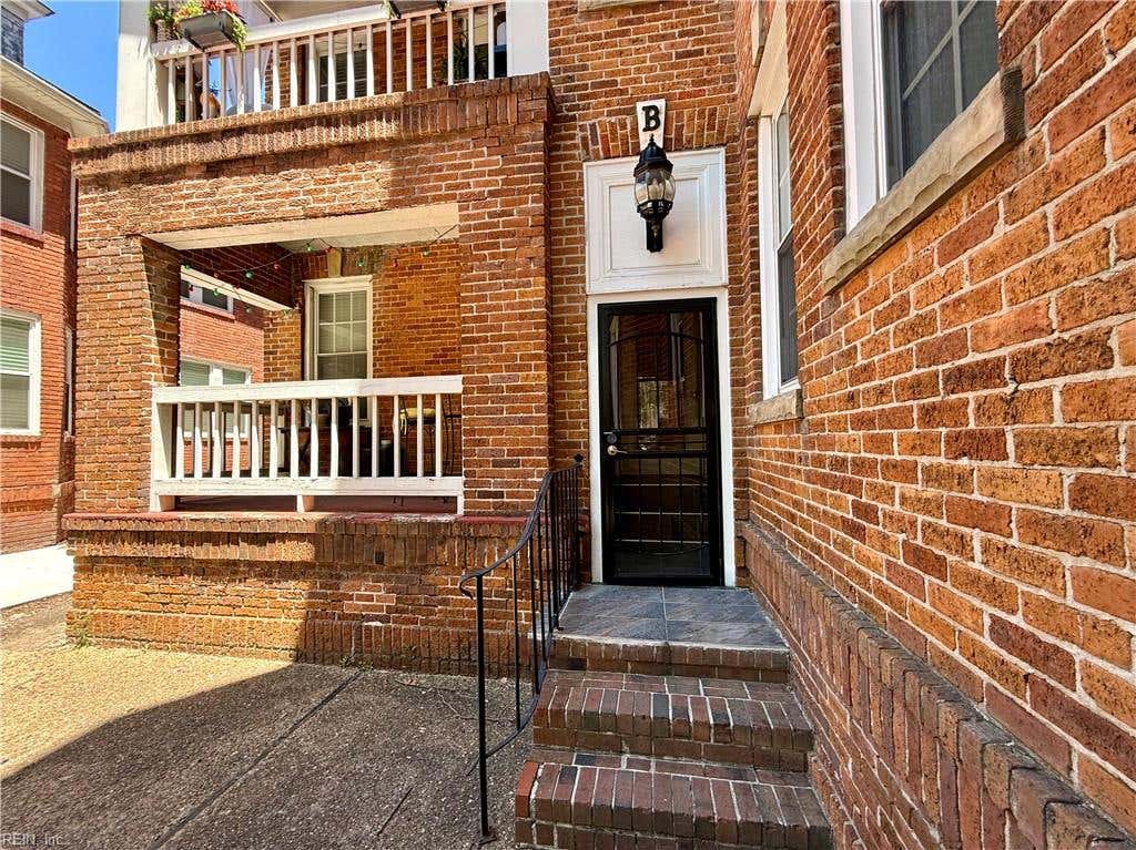 Photo of 610 W Princess Anne Road #B6, Norfolk, VA 23517 (MLS # 10640905)