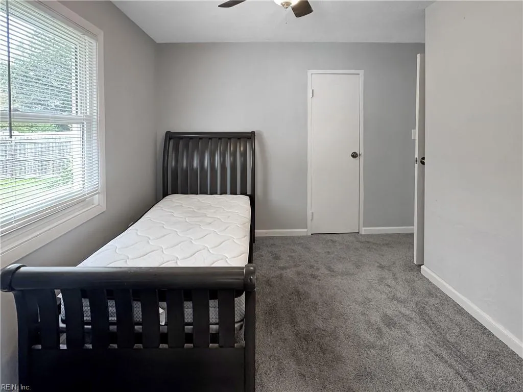 Hampton, Virginia 23666, United States, 3 Bedrooms Bedrooms, ,1 BathroomBathrooms,Residential,Active,232527