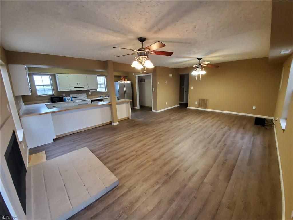 Photo of 1536 W 40th Street, Norfolk, VA 23508 (MLS # 10620406)